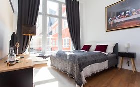 Fullhouse - Halle - M14 Apartments - Marketplace - Wonderful View